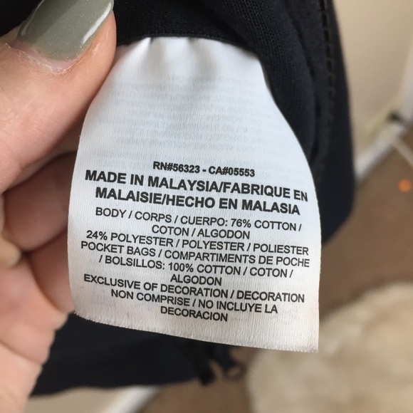 [Nike] Black Zip Up 3/4 Sleeve Activewear Sweatshirt - Picture 4 of 7